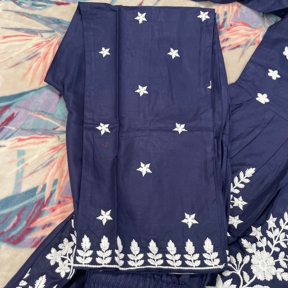 🌹PAKISTANI TWO PIECE COORD SET CHICKENKARI PEPLUM LAWN SUMMER SET🌹 - Picture 3 of 6